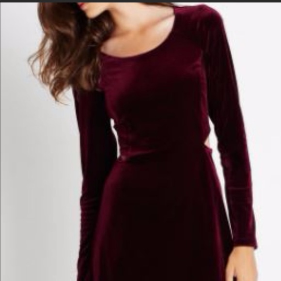 BCBG Velour Red Christmas Cutout Dress - Picture 3 of 4